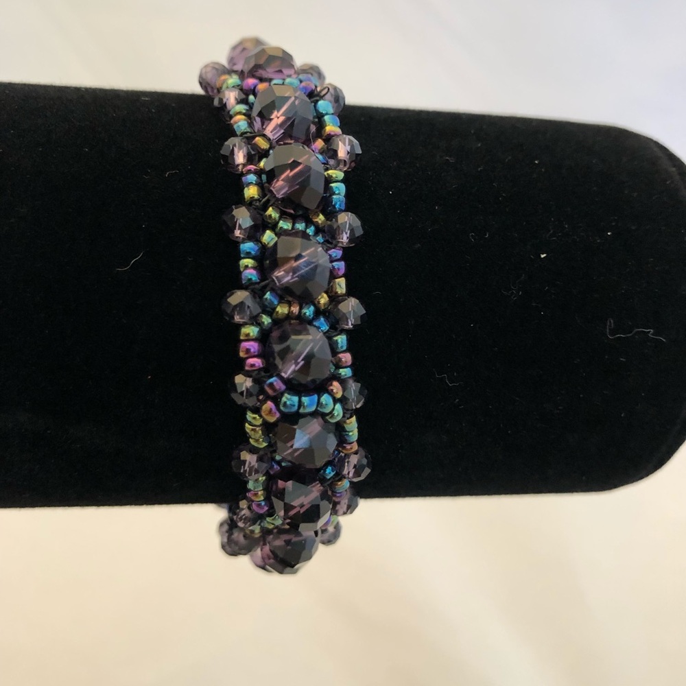 Handmade glass beaded bracelet